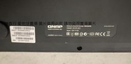 二手QNAP HS-251 2GB 網路儲存伺服器(上電有反應但功能未測試不知好壞當銷帳零件品