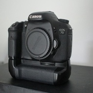 #Bekas! Kamera Canon Eos 7D + Vertical Grip