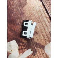 G MPE A6M2v 2-way switch