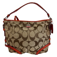 二手COACH 18903 經典單肩背包，米色，斜背包