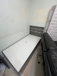 IKEA MALM 高身床架連儲物箱+海馬牌單人床褥