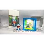 Doraemon: Doraemon night light holding a donut.