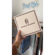 HIJAB BOX BUCKLE SCARVES SQUARE/ WITH SCARVES BUCKLE MOTIF