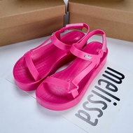 รองเท้าแตะผู้หญิงในตัวเมือง Melissa Sun