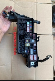 fuse box sekring mobil innova reborn fortuner vrz hilux revo baru original