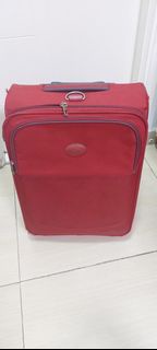Samsonite 紅色行李箱