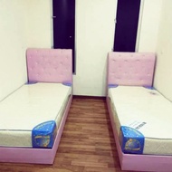 Divan single