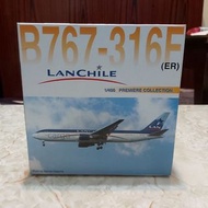 1:400 LANCHILE B767-316F (ER) 飛機模型