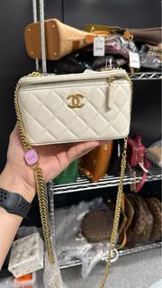 Chanel 白色長盒子特別鏈❤️❤️ Rank A-AB