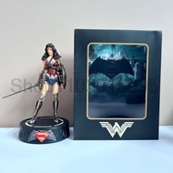 LED Justice League Batman Wonder Women Superman Figure Model Toy Superheroes Figure Action Figure Mo