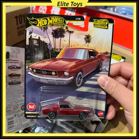 Hot Wheels Premium New Boulevard Car Model '67 CUSTOM / PERSONNALISE MUSTANG 1:64 Die-Cast Collectib