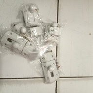 GRENDEL PINTU KAMAR MANDI PLASTIK PVC