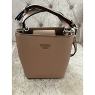 Guess bucket kamri mini bag