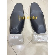 YAMAHA Y15 V1 V2 Y15ZR SEAT ASSY HONG LEONG YAMAHA SEAT Double Seat Kusyen Benang Putih DAN HITAM