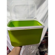 Ezy keeper Box 6l tupperware