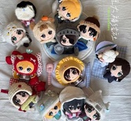 進擊的巨人飯製同人公仔棉花娃娃 白西裝mikasa/韓吉/幼年阿爾敏/ 希斯特利亞/馬尾mikasa/艾爾文/兵長/尤彌爾/幼年艾連/幼年mikasa/莎夏