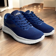 sepatu runing pria diadora navy huxley sepatu lari pria