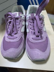 New Balance 574 紫色運動鞋