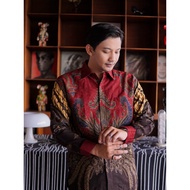 KEMEJA Hardi Batik Dobby - WIRATMAJA MAROON - Men's Long Sleeve Dobby Batik Shirt