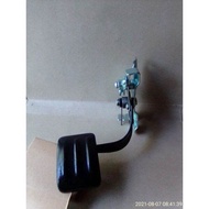 PEDAL GAS SUZUKI FUTURA DAN MITSUBISHI COLT T120SS PEDAL GAS ASSY MOBIL