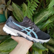 Asics Gel Sneakers