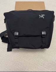 💯      【原裝正貨】Arcteryx 始祖鳥 GRANVILLE10L 純色 簡約時尚 休閒戶外包 尼龍 黑色 男女同款