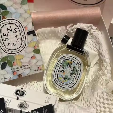 Classic Collection Fleur de Peau Men's Eau de Parfum & Eau des Sens Women's Perfume – Long-Lasting F