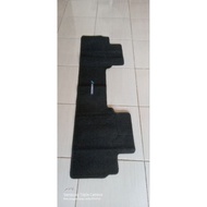 karpet mobil toyota new avanza/veloz baris ke 2 original bekas pakai