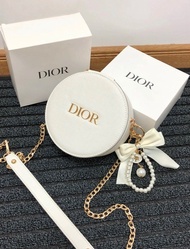 ⭐️Dior Beauty正品⭐️[改裝條鏈配飾版] 白色高級圓餅化妝包 帶鏡子 收納包 斜挎包 手挽 單肩包