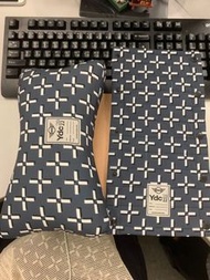 MINI ELECTRIC DESIGNER EDITION X YDC 2022 特別版紀念汽車頭枕及安全帶護墊 mini cooper car seat belt cover pad & Head