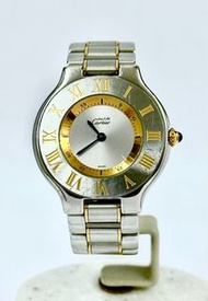 卡地亞1330 21 Must de 、原裝銀面藍鋼針女裝金鋼錶(31 mm) 、 Cartier 690石英機芯、原裝折疊扣金鋼帶 CARTIER 1330 21 Must de  , Original Dial and Hands , Gold &amp; Steel Ladies Watch (31 mm) , Cartier 690 Quartz Movement , Original Bracelet  (Serial Number：PL238xxx) (⭕️⭕️歡迎預約睇錶⭕️⭕️)