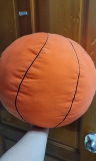 IKEA 籃球 靠枕 抱枕