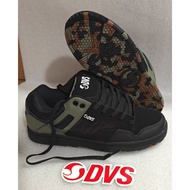 Skate Shoes of DVS Enduro 125  Blk Camo Sole Nubuck Mens Hip Hop Couple Street Skateboarding Shoes S