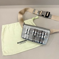 Burberry LOLA系列銀色鏡面腰包 經典TB標識 斜背包