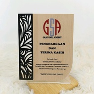 PLAK ADIRATNA : PROMO❗❗ PLAK CORAK BERUKIR LAMINATED PLAYWOOD + ACRYLIC CLEAR