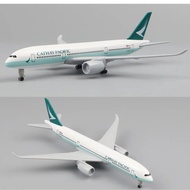 20CM Cathay Pacific A350 Simulation Airplane Model Alloy with Wheels Static Airplane Model Gift Orna