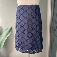 USED Brooks Brothers eyelet pencil skirt size 4