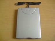 ※隨緣※已絕版 USB D353FU 外接式USB《一套裝》軟碟機(銀色款)實際拍攝/功能正常/裸機包裝．一組價499元