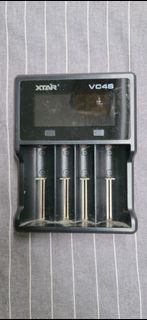 XTAR VC4S鋰電池充電器