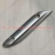 Lapisan Tutup Knalpot / Garnish SILVER - Vario Karbu Lama ORIGINAL