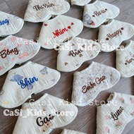 Flower bib with embroidered name, 360 degree rotation, 6 petals, 5 layers, soft, absorbent Muslin fa