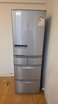 Hitachi 日立 五門雪櫃 R-S42CMH