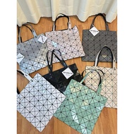 ️Bawan Handbag Model 6*6 All-Time Hit