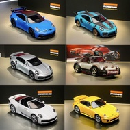 MINI GT 1: 64 Porsche 911 Silver Turbo S Alloy Car Model