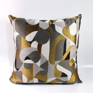 Elegant Jacquard Pattern Cushion Cover 45x45cm