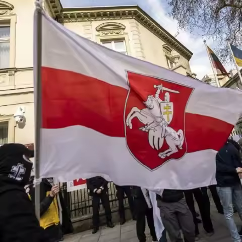 Belarus knight flag 150X90CM Belarus Belarusian Ensign with Coat of Arms Flag For Decoration