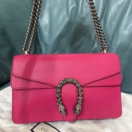 Gucci 桃紅酒神包（中號）