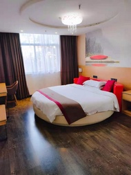 Shang Ke You Jing Xuan Jiu Dian Jin Xi Xian Zheng Fu Guang Chang Dian