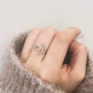 洄游__純銀 手工 編織 人魚 鏤空 設計 天然石 戒指 藍色 磷灰石