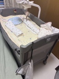 【8成新】Joie Kubbie 床邊床 bb床